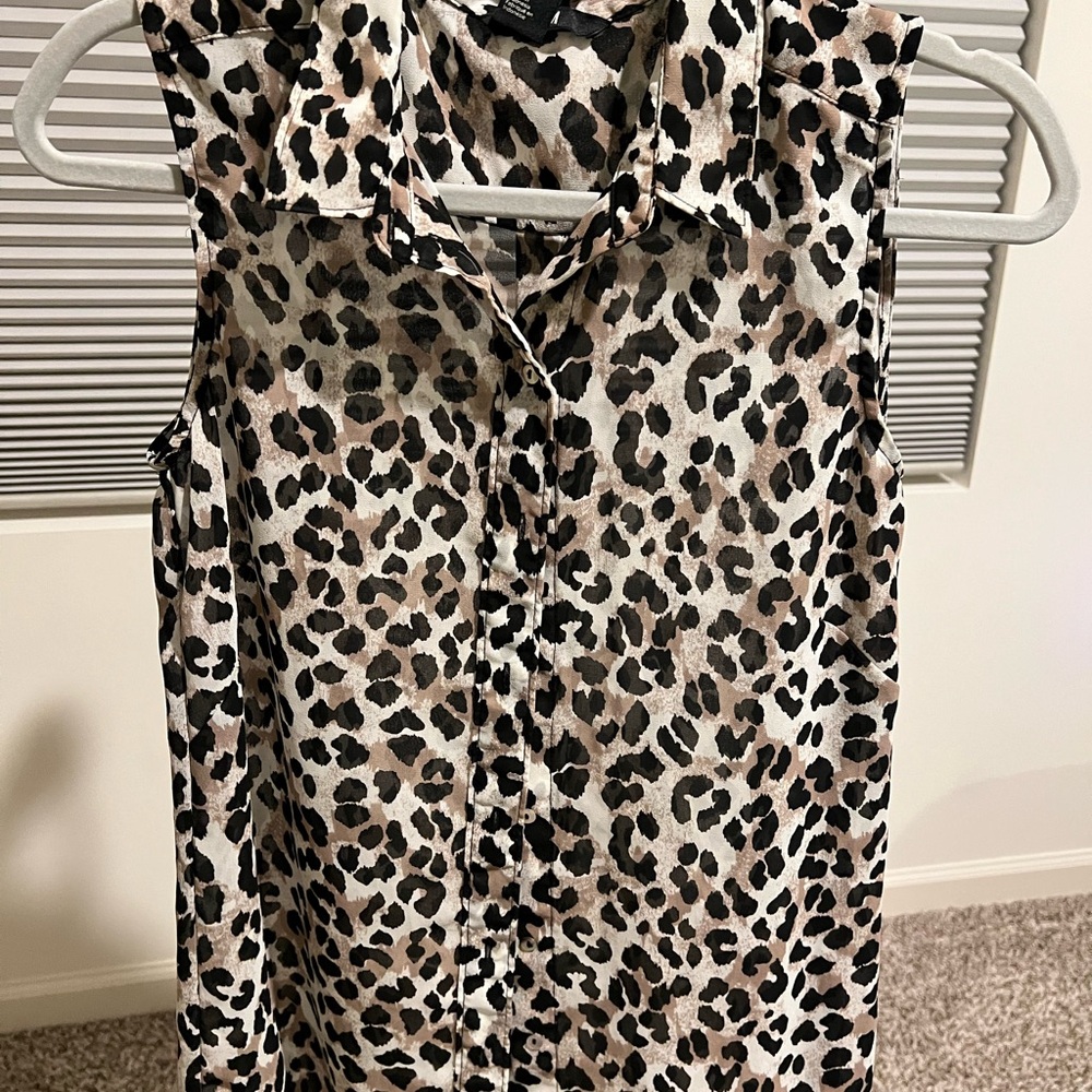 H&M Animal Print Sleeveless Blouse